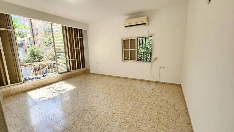 תמונה מפייסבוק – 2 חדרים • 4,100 ₪, ארלזרוב, עצמאות - יוספטל, בת ים (1)