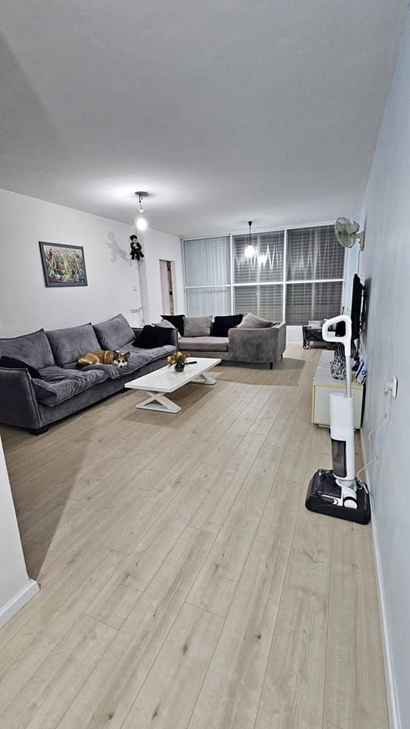 Photo from Facebook – 3 Rooms with roommates • ₪2,800, Kiryat Matalon, Petah Tikva (1)