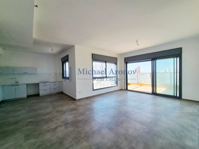 תמונה מפייסבוק – 5 חדרים • 8,200 ₪, עיר ימים, נתניה (1)