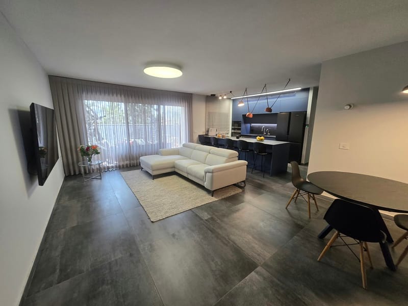 Фото с Facebook – 5 Комнаты • 12,500 ₪, הרצלייה הירוקה, Герцлия (1)