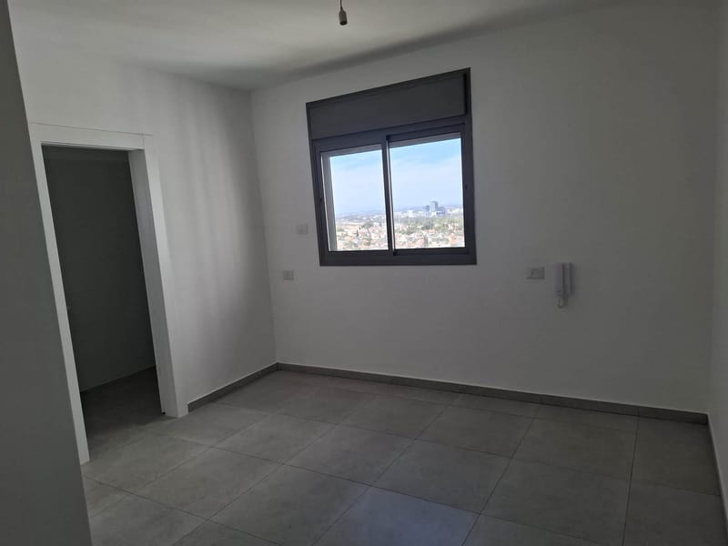תמונה מפייסבוק – 4 חדרים • 7,200 ₪, אגמים, נתניה (1)