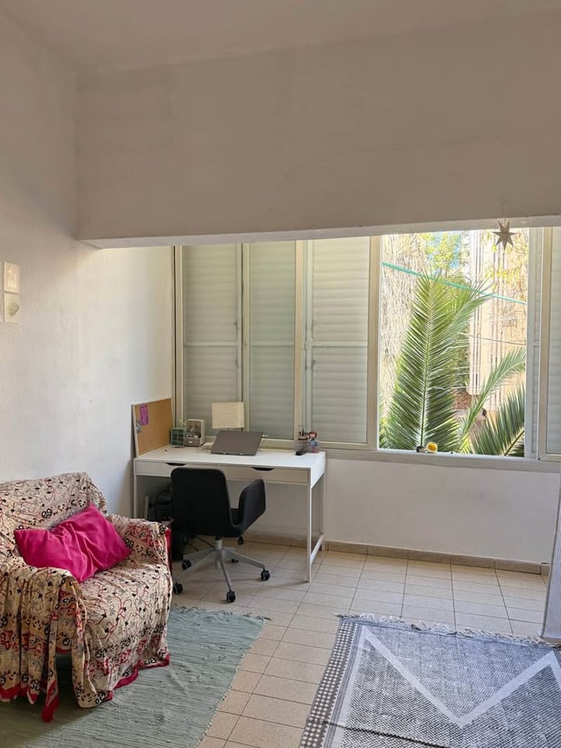 Photo from Facebook – Room in a shared apartment • ₪3,000, שלום עליכם, Old North - Southern Part, Tel Aviv (1)