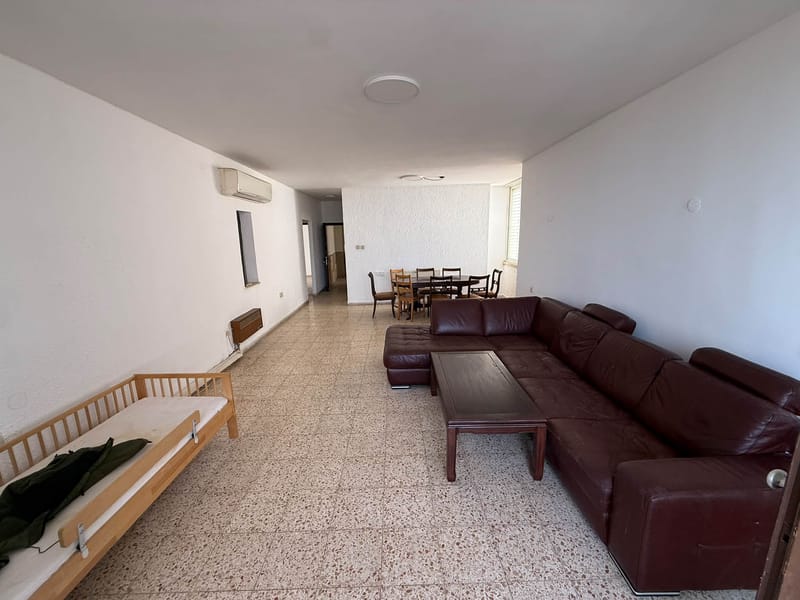 Photo from Facebook – 4 Rooms • ₪5,300, חן 3, City Center South, Netanya (1)