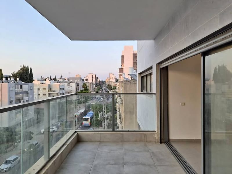 תמונה מפייסבוק – 5 חדרים • 8,300 ₪, דרך יבנה, נווה יהודה, רחובות (1)