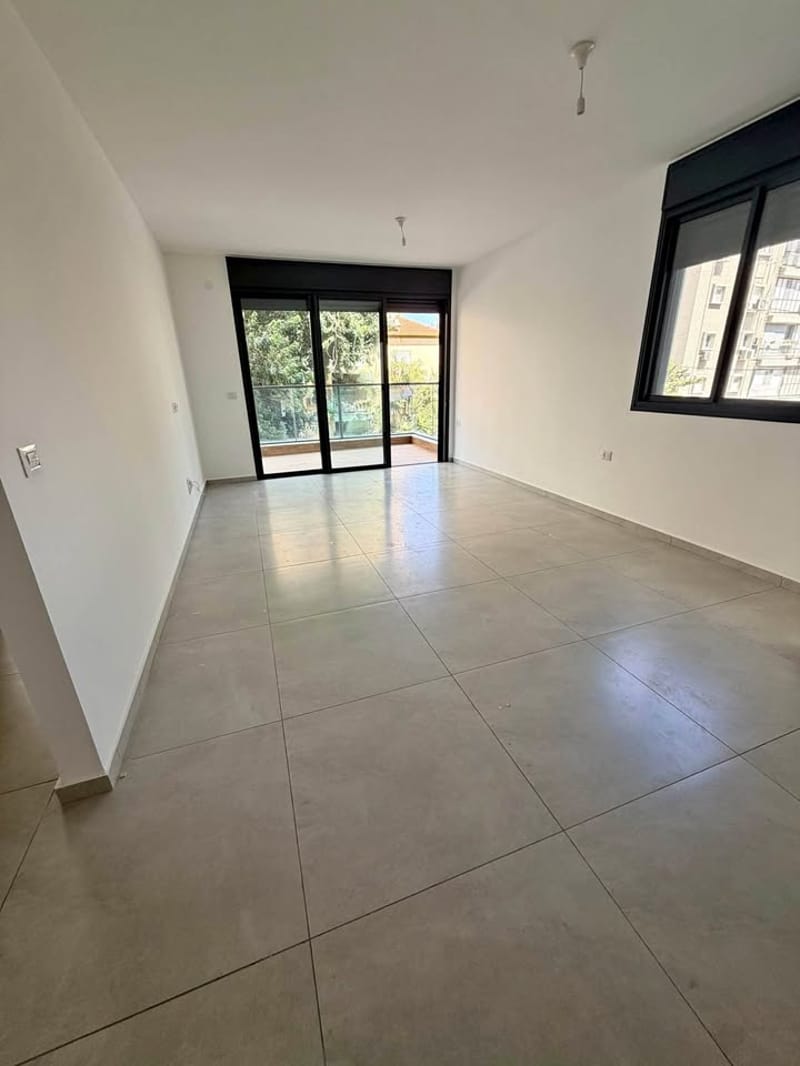 Photo from Facebook – 3 Rooms • ₪6,900, חנה סנש, HaGvul - Rotshlid, Bat Yam (1)