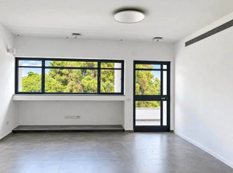 תמונה מפייסבוק – 5 חדרים • 9,500 ₪, העמק, מרכז, כפר סבא (1)