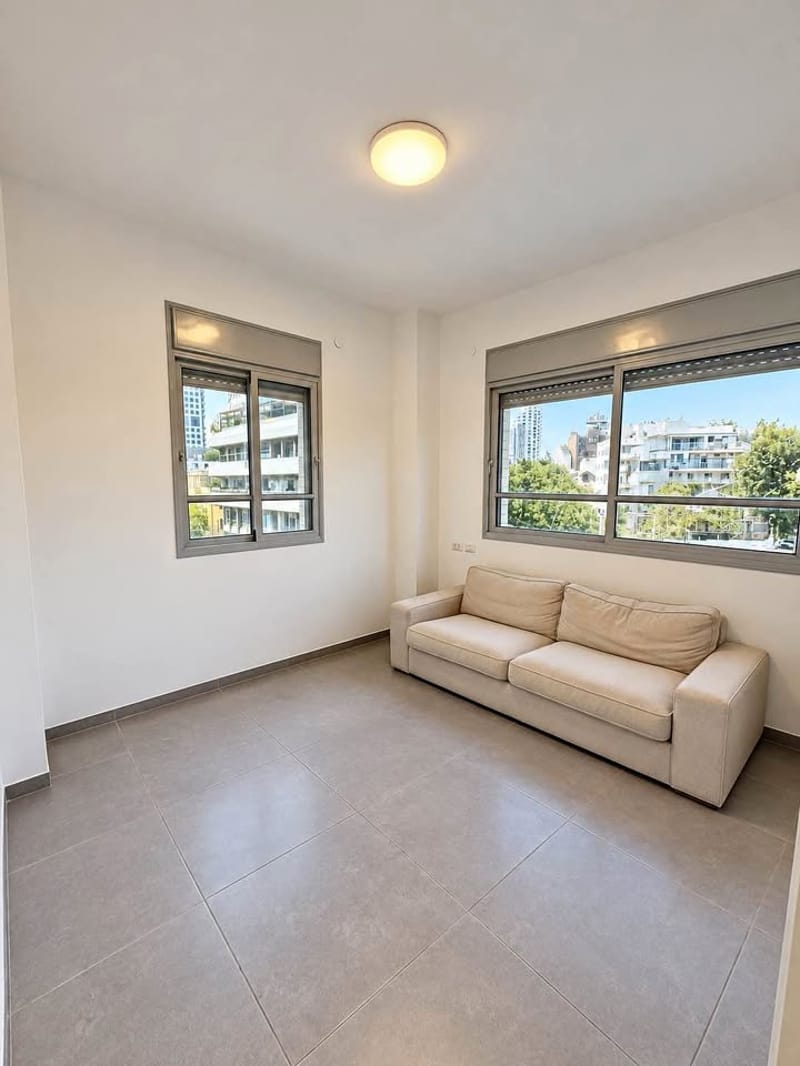 תמונה מפייסבוק – 2.5 חדרים • 9,000 ₪, אלנבי, קריית אליעזר, חיפה (1)