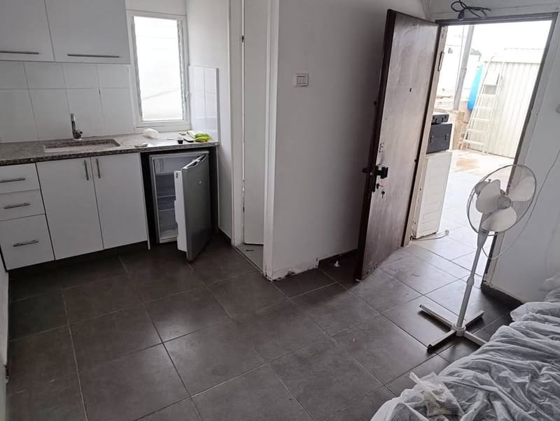 תמונה מפייסבוק – סטודיו • 3,000 ₪, התקווה, תל אביב (1)