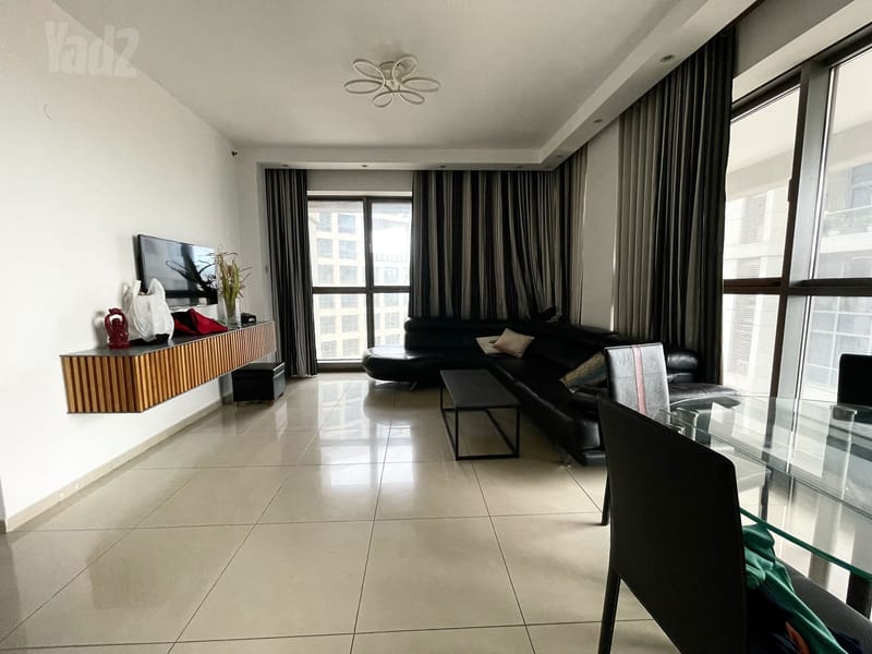 תמונה מיד2 – 3 חדרים • 3,150,000 ₪, הרי הגלעד 4, הבורסה, רמת גן (1)