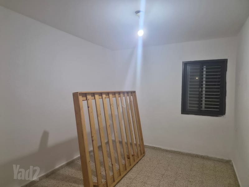 Фото с Yad2 – 4 Комнаты • 5,200 ₪, כינרת 64, Рова Юд-Алеф, Ашдод (1)