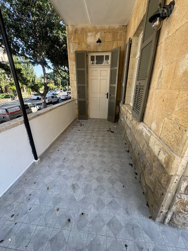 תמונה מיד2 – 2 חדרים • 4,000 ₪, הדר מרכז, חיפה (1)