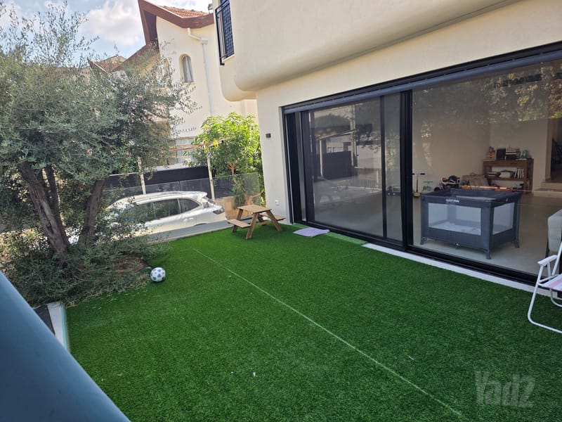 תמונה מיד2 – 5 חדרים • 23,000 ₪, רמת גן (1)