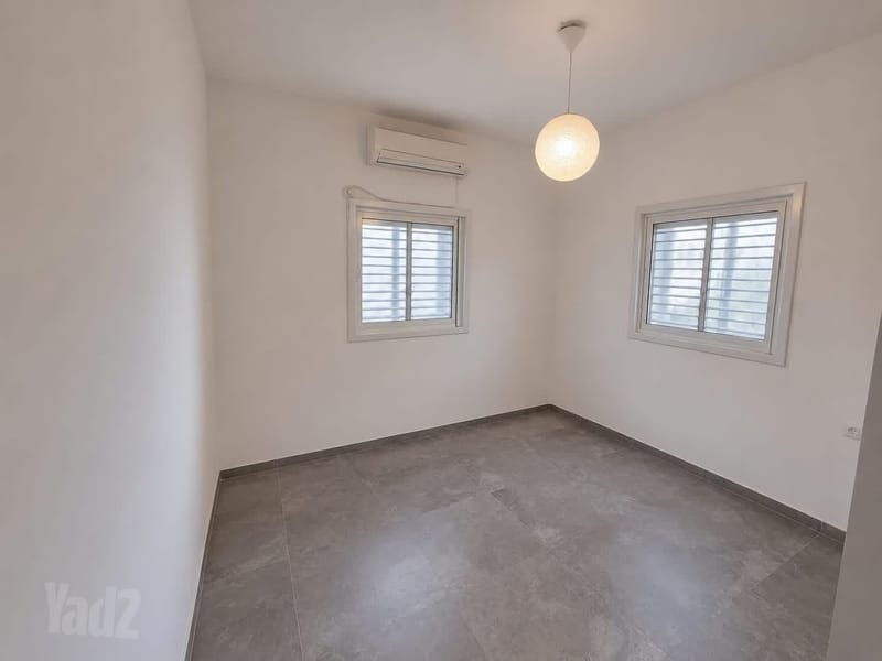 תמונה מיד2 – 4 חדרים • 2,950 ₪, חלוצת הפרדסנות 24, קרול, פתח תקווה (1)