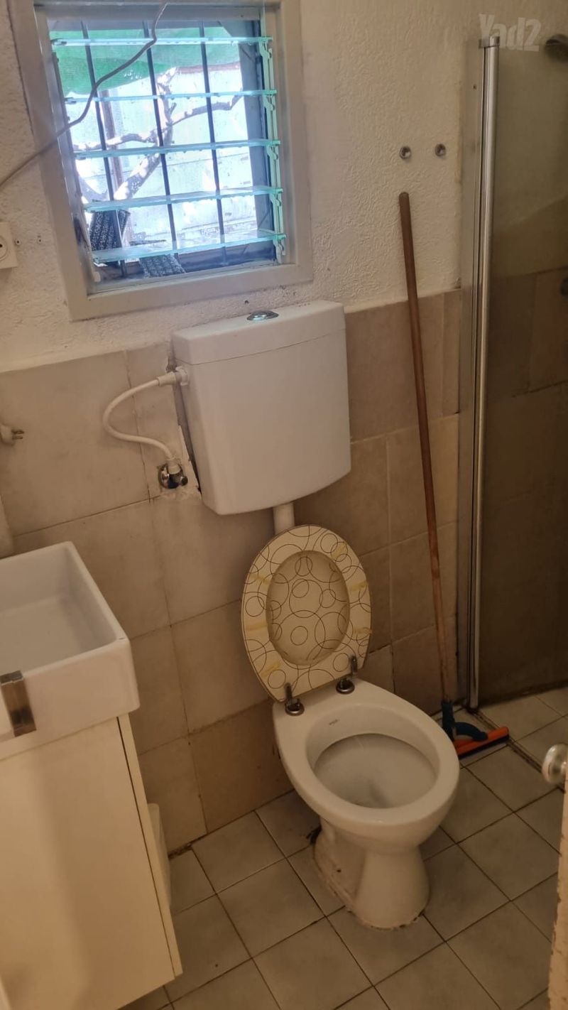 תמונה מיד2 – 2.5 חדרים • 3,500 ₪, ל"ו 12, נווה אליעזר וכפר שלם מזרח, תל אביב (1)