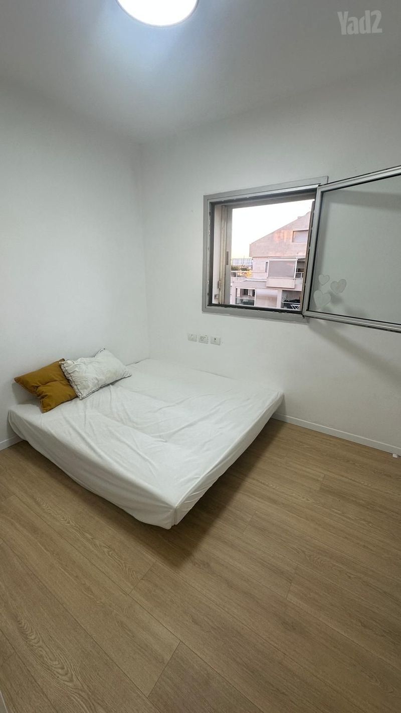 Photo from Yad2 – 2 Rooms • ₪4,200, הסחלב 4, Kiryat HaPrachim 2005, Ra'anana (1)