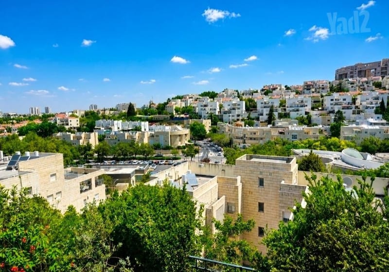 Фото с Yad2 – 6 Комнаты • 10,500 ₪, יהודה 93, ха-Шватим, Модиин-Маккабим-Реут (1)