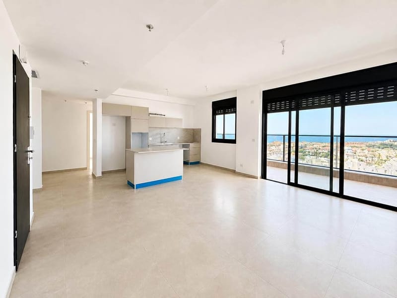 תמונה מפייסבוק – 6 חדרים • 8,400 ₪, עיר ימים, נתניה (1)