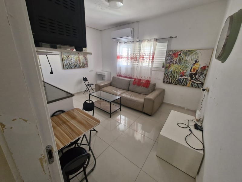 2 חדרים • 4,000 ₪ - Image 4