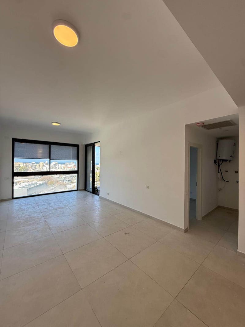 2 Rooms • ₪6,999 - Image 1