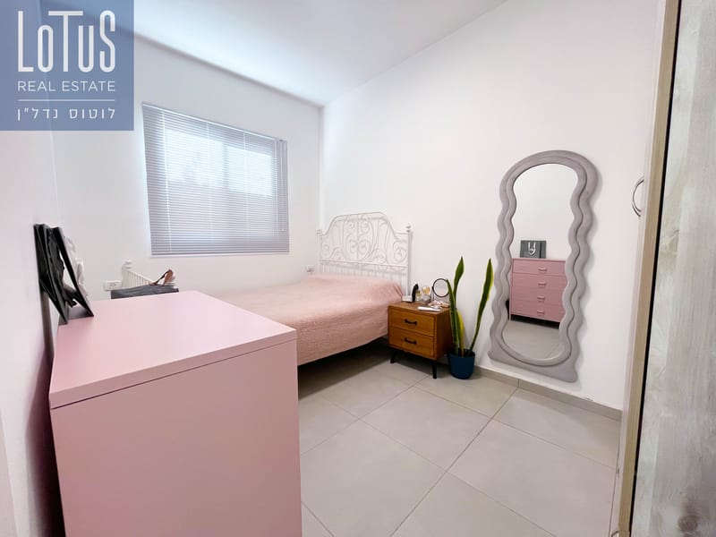 תמונה מפייסבוק – 2 חדרים • 4,500 ₪, נווה עמל, הרצליה (1)