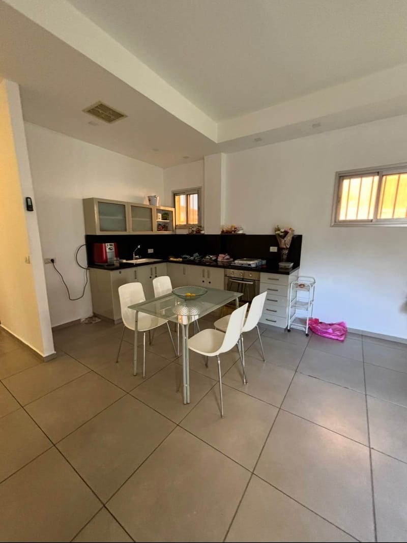 2 Комнаты • 6,800 ₪ - Image 1