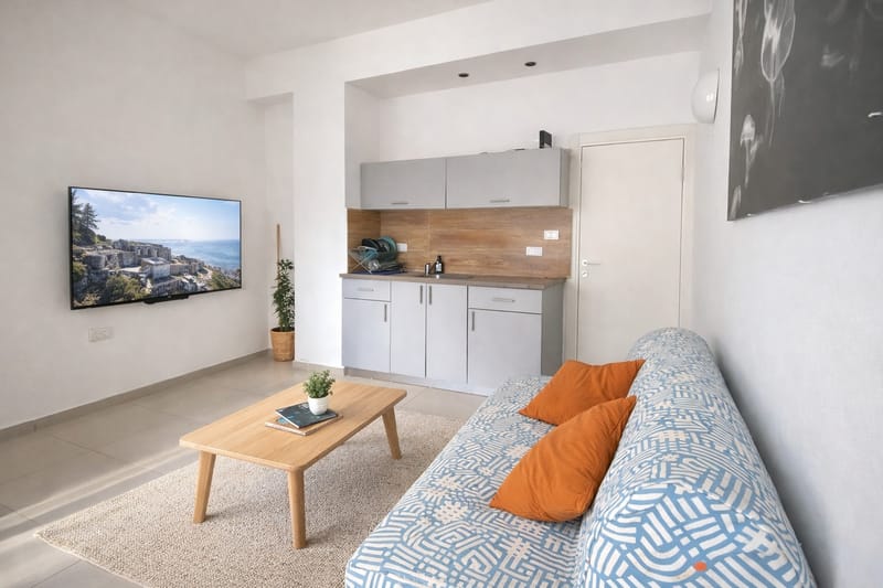 Studio • ₪4,500 - Image 1