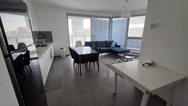 4 Rooms • ₪13,000 - Image 3