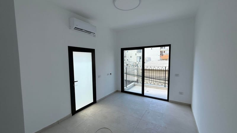 3 Rooms • ₪10,500 - Image 3