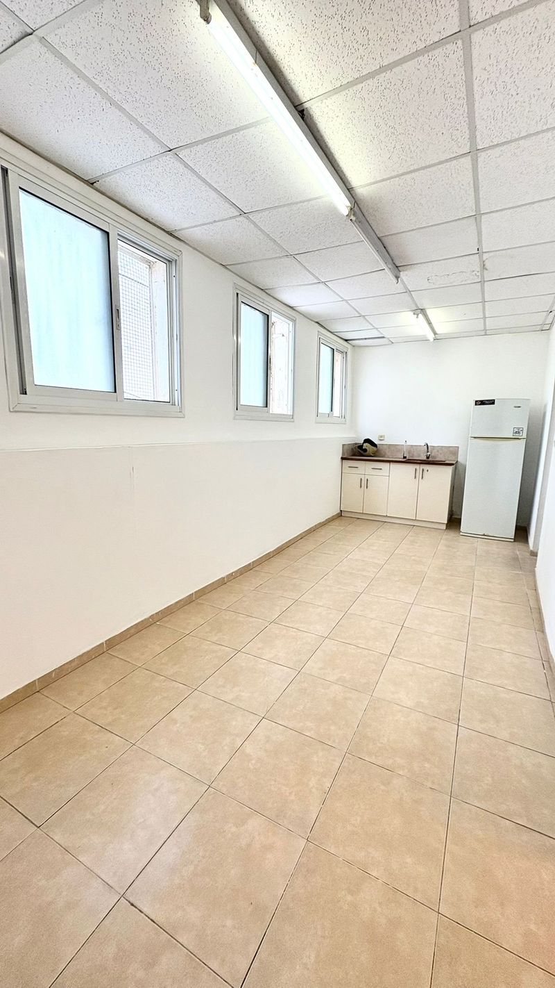 2 Rooms • ₪4,900 - Image 2