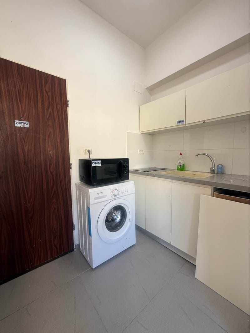 Studio • ₪3,400 - Image 2