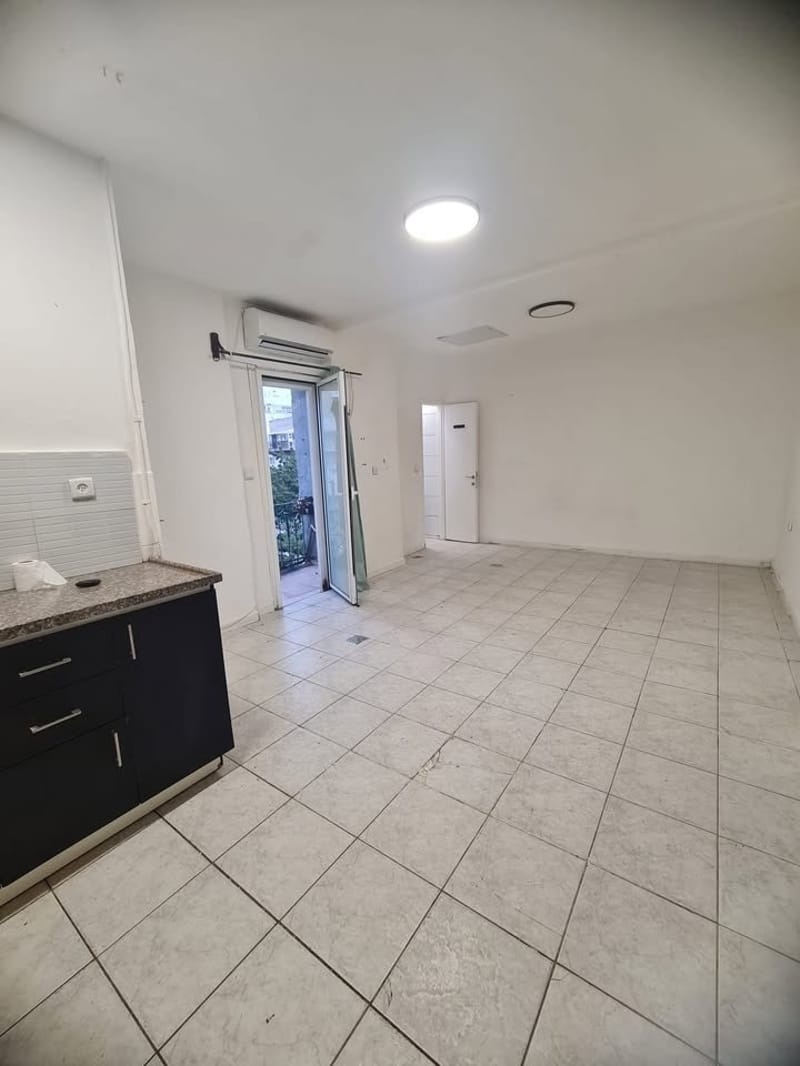 Studio • ₪3,700 - Image 3