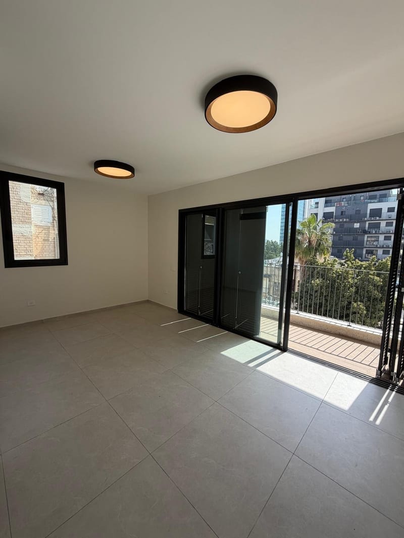 2 חדרים • 5,800 ₪ - Image 1