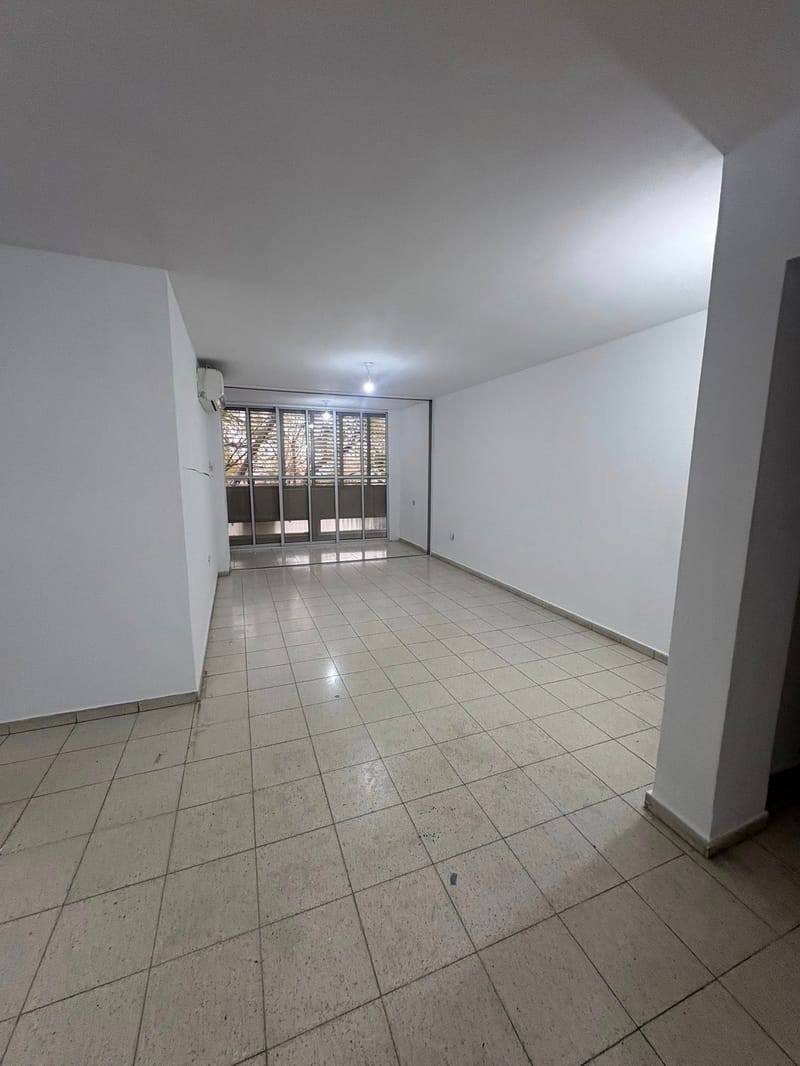 4 Комнаты • 6,800 ₪ - Image 1