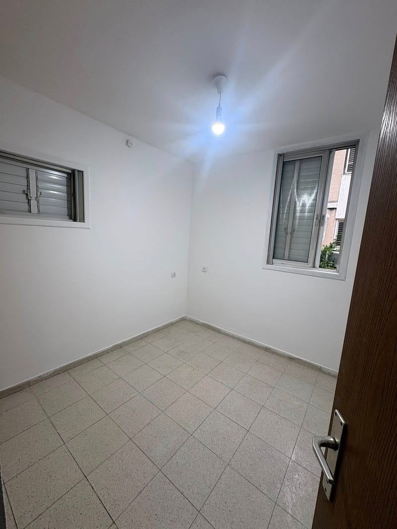 4 Комнаты • 6,800 ₪ - Image 5