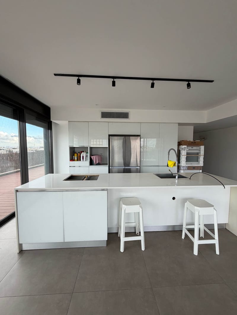 4 Rooms • ₪20,000 - Image 1