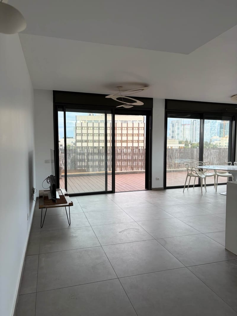 4 Rooms • ₪20,000 - Image 2