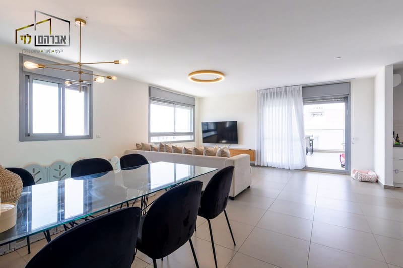 תמונה מפייסבוק – 6 חדרים • 3,500,000 ₪, מרים הנביאה, קפלן, כפר סבא (1)