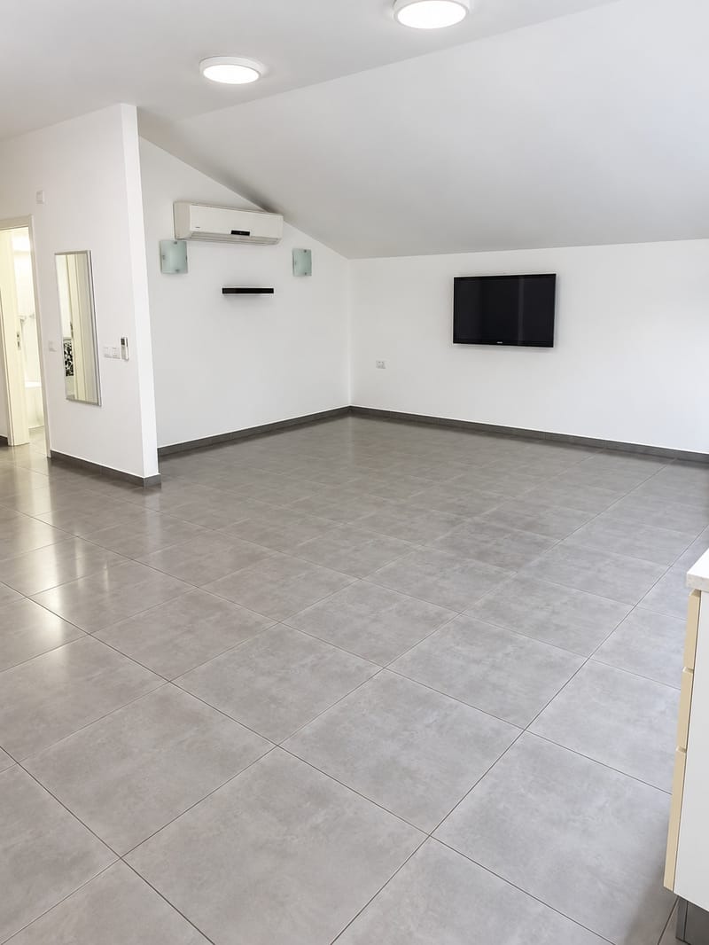 Photo from Facebook – 2 Rooms • ₪5,600, גורודון, Kiryat Matalon, Petah Tikva (1)
