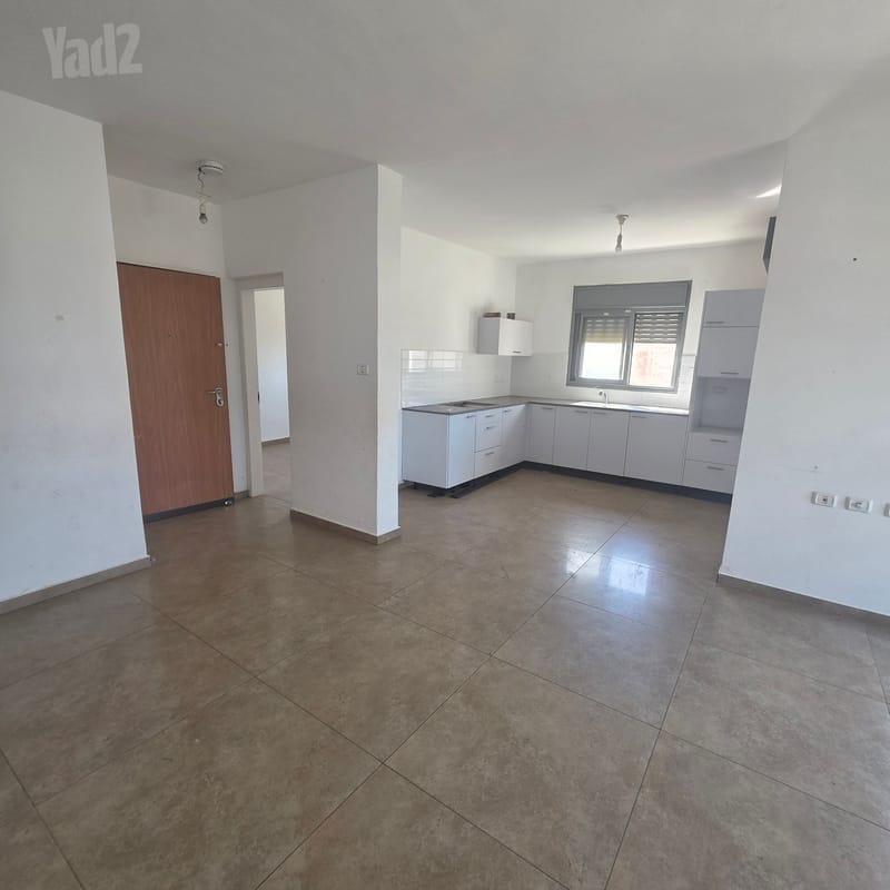 תמונה מיד2 – 4.5 חדרים • 7,000 ₪, שדרות מנחם בגין, חדרה, חדרה (1)