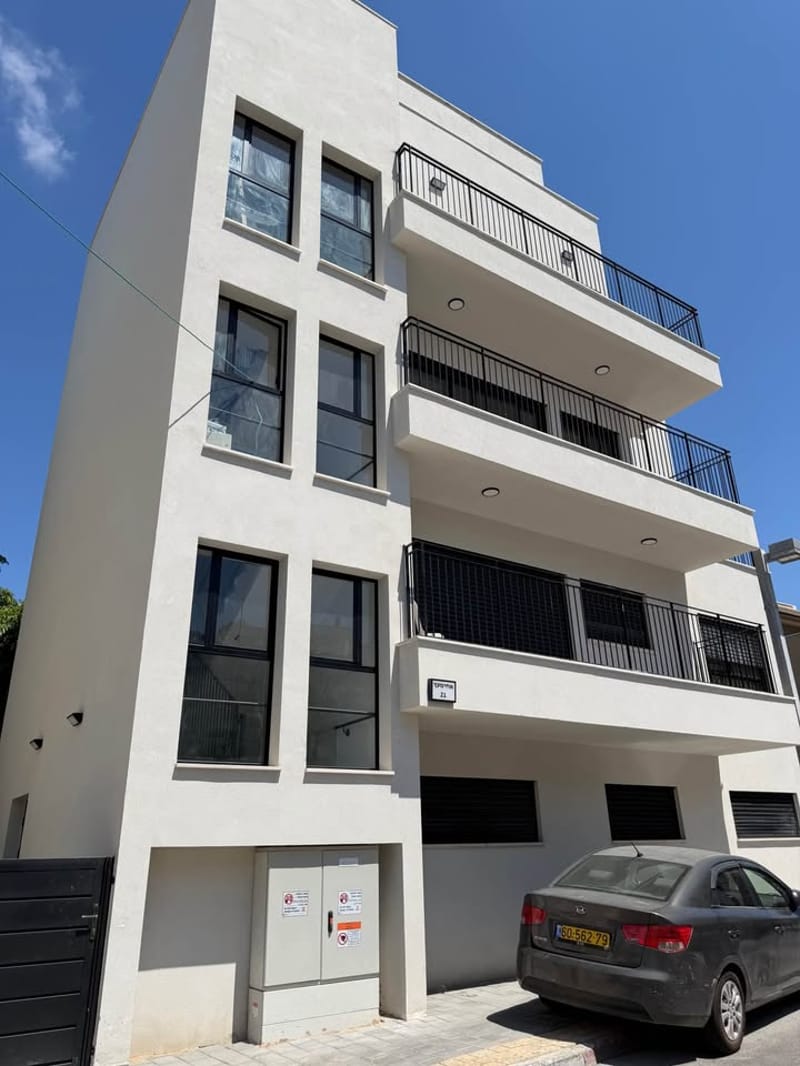 תמונה מפייסבוק – 3.5 חדרים • 2,550,000 ₪, ליד שוק התקווה, התקווה, תל אביב (1)
