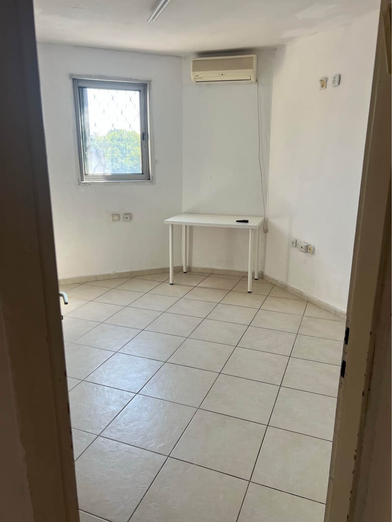 תמונה מפייסבוק – 4 חדרים • 4,300 ₪, צה״ל, עבר הירדן, קרית אונו (1)