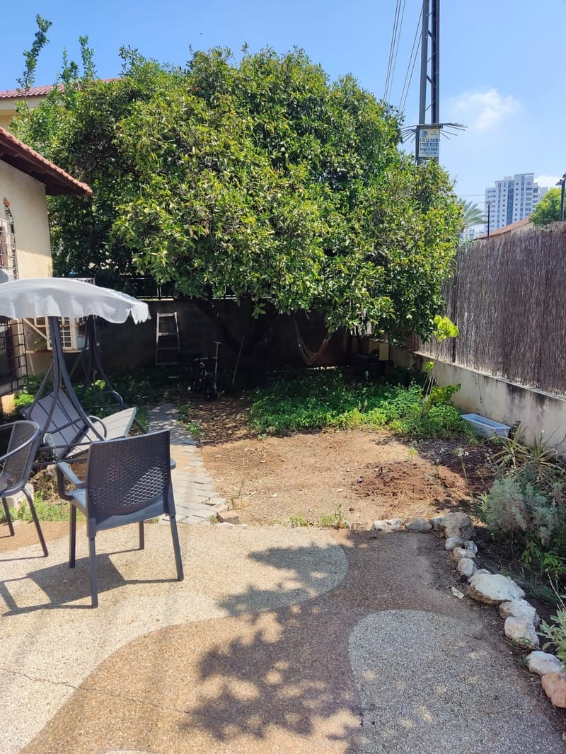 Photo from Facebook – 4 Rooms • ₪9,000, גוש חלב, Revivim, Rishon LeZion (1)