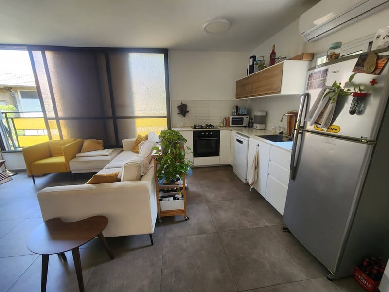 תמונה מפייסבוק – 4 חדרים • 7,800 ₪, גבע, שינקין, גבעתיים (1)