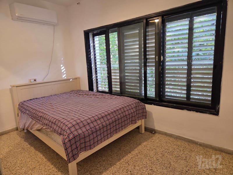 תמונה מיד2 – 4 חדרים עם שותפים • 1,300 ₪, ההגנה 29, רמת עמידר, רמת גן (1)