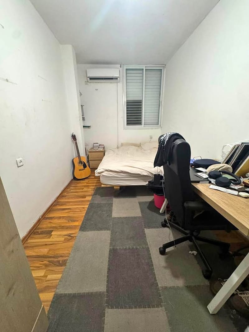 תמונה מפייסבוק – 4 חדרים עם שותפים • 3,000 ₪, מזרחי, פלורנטין, תל אביב (1)