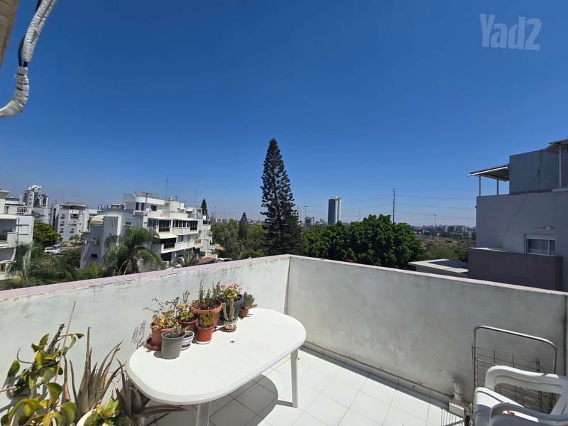 תמונה מיד2 – 3 חדרים • 6,000 ₪, טירת צבי, קריית גנים, ראשון לציון (1)
