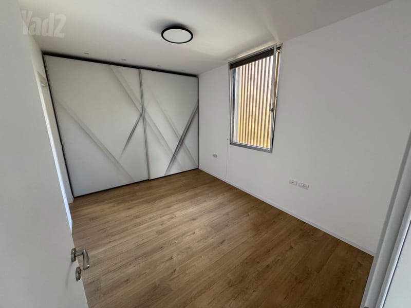 תמונה מיד2 – 4 חדרים • 8,300 ₪, שבט 42, עזרא והארגזים, תל אביב (1)