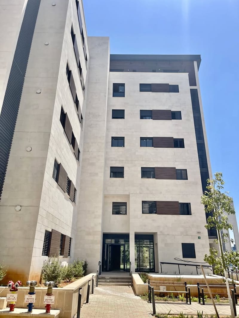 תמונה מפייסבוק – 6 חדרים • 10,900 ₪, נווה זמר, רעננה (1)