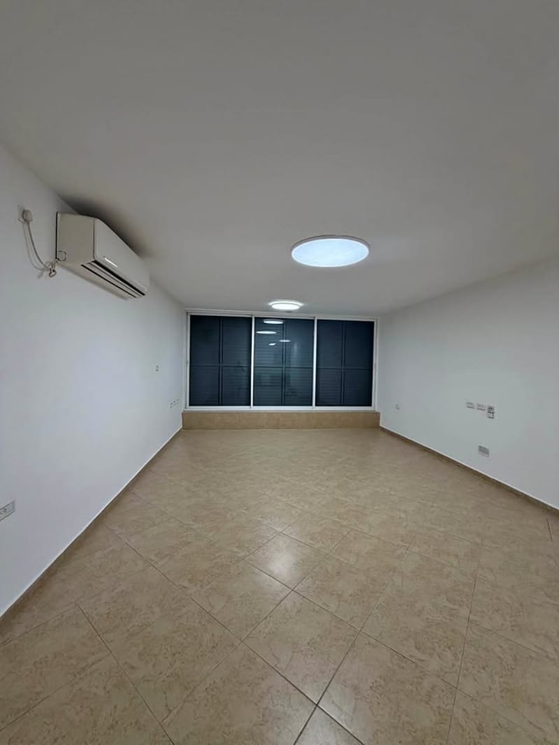 תמונה מפייסבוק – 3 חדרים • 5,300 ₪, הסתדרות 92, נאות שושנים, חולון (1)