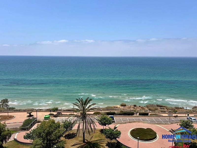 תמונה מפייסבוק – 4 חדרים • 9,000 ₪, ניצה, צפון מערב מרכז העיר, נתניה (1)